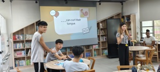 英語資源中心的巡迴教師 Justin:1000026973