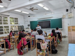 祝福南榮考生金榜題名如有神助:LINE_ALBUM_祝福南榮考生金榜題名如有神助_240513_43